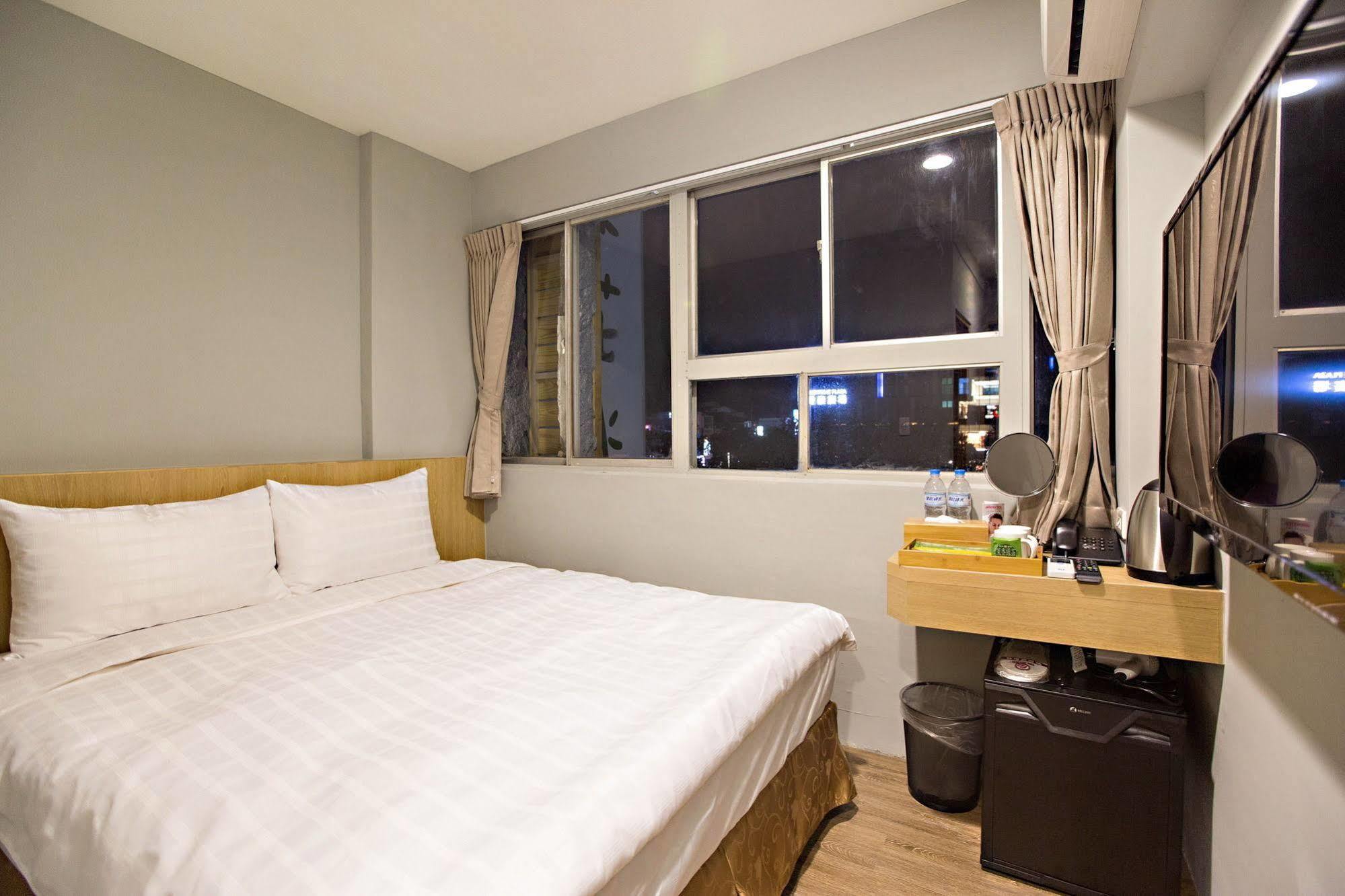 Traveller-Inn Day Moon Hotel Taitung Luaran gambar