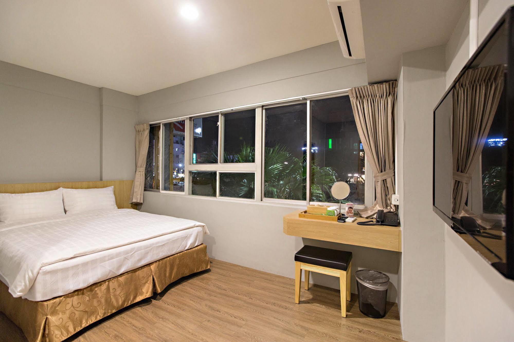 Traveller-Inn Day Moon Hotel Taitung Luaran gambar